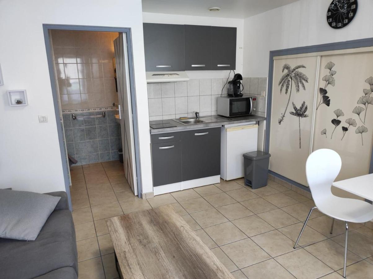 Saint-Pierre-de-Plesguen Studio 2 Personnes En Centre Ville מראה חיצוני תמונה